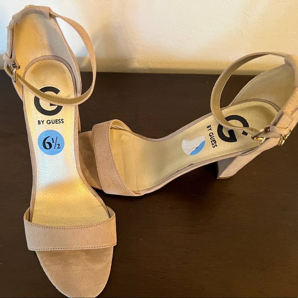 G by guess tan suede heels